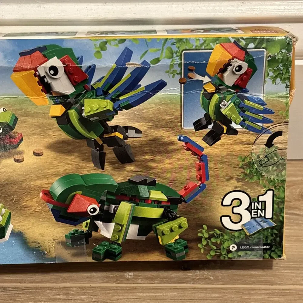 LEGO Creator 3-in-1: Rainforest Animals #31031 / 215 Pieces New In Box